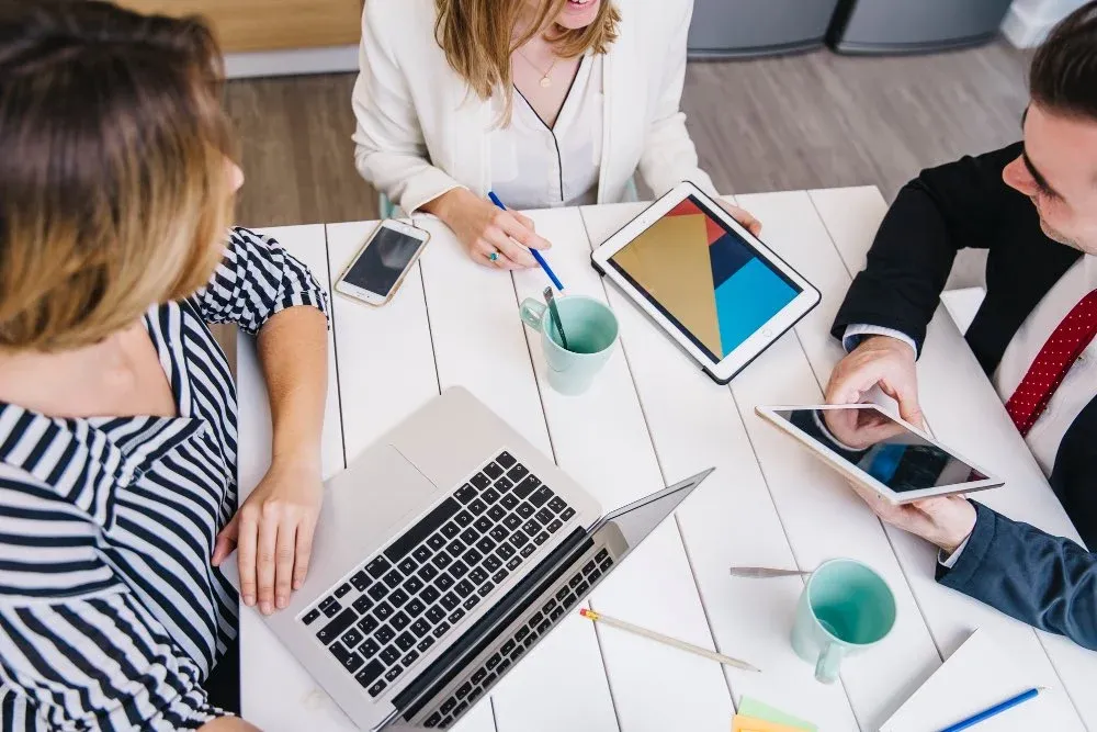 Narzędzia i technologie wspierające zewnętrzny dział marketingu