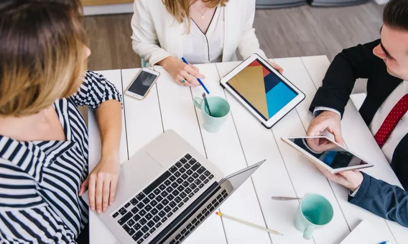 Narzędzia i technologie wspierające zewnętrzny dział marketingu